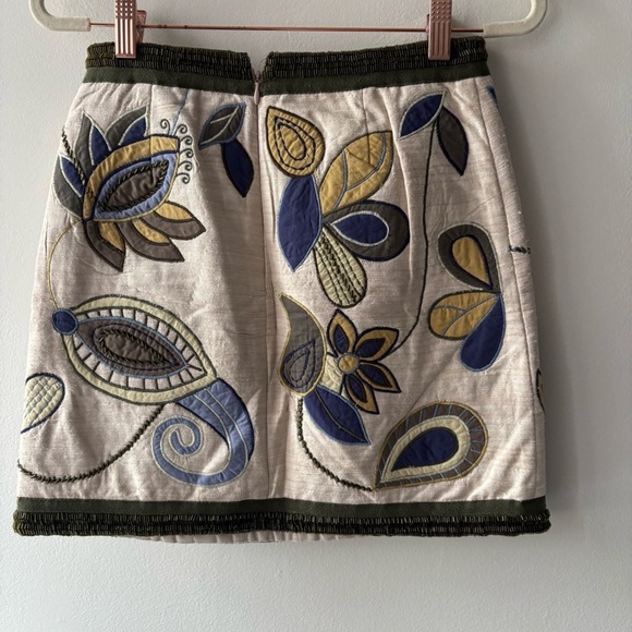 VERONICA BEARD Inga Embroidered Mini Skirt Sz 00 NWT - Picture 5 of 7